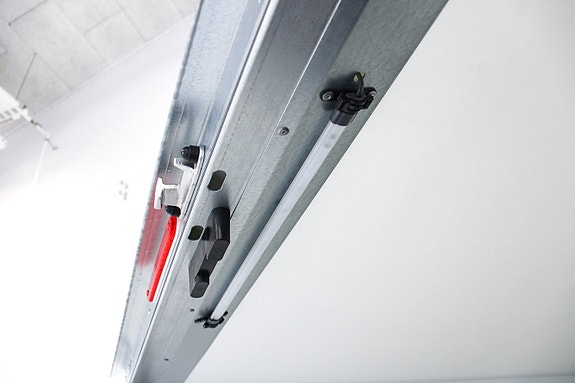 Product image 12 of 31