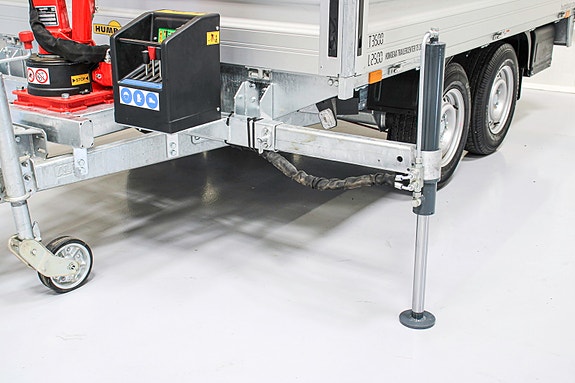 Product image 23 of 40