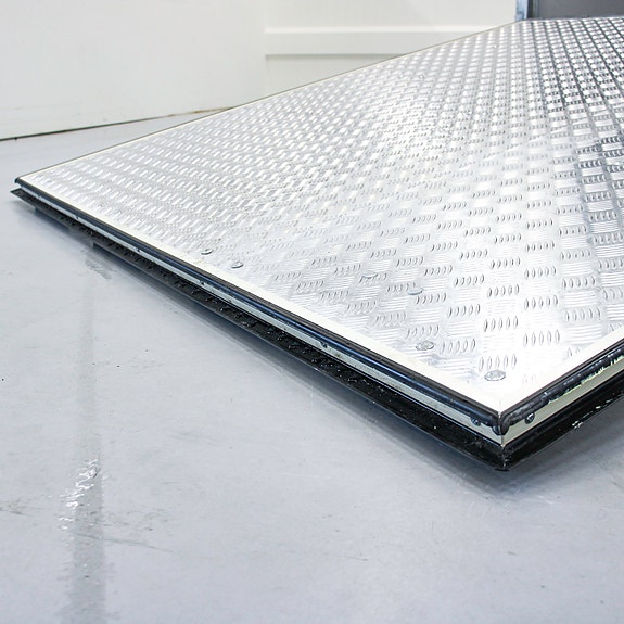 Product image 14 of 28