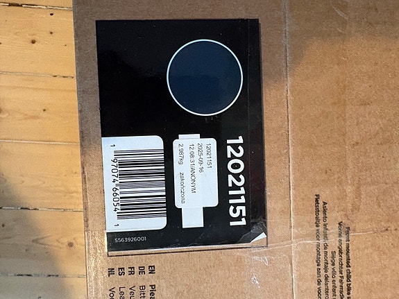 Product image 3 of 3