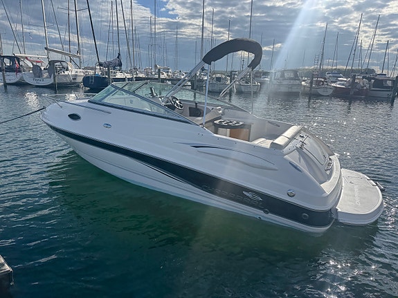 Chaparral 215 SSI