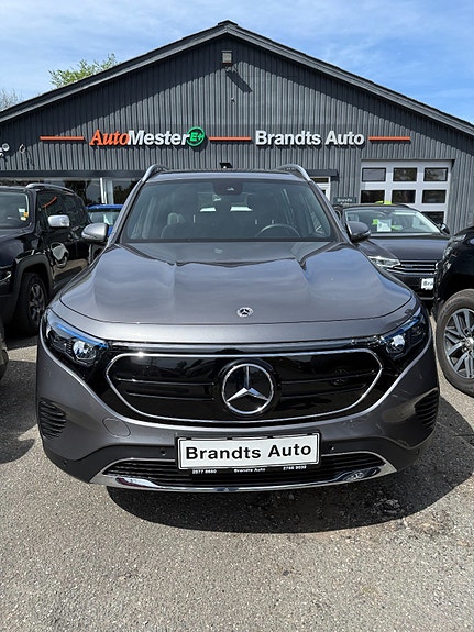 Mercedes EQB250+