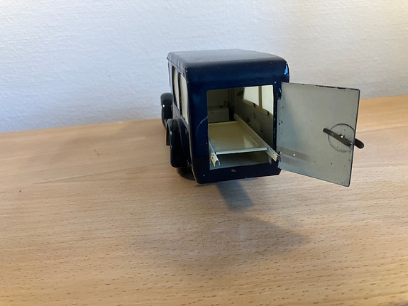 Product image 7 of 9