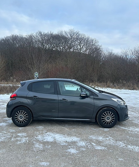 Peugeot 208 til salg hos Nabilli