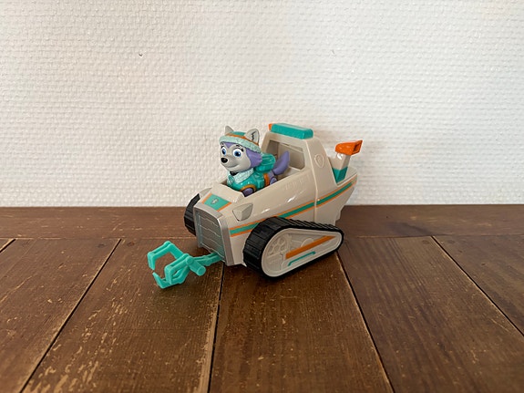 Product image 3 of 3