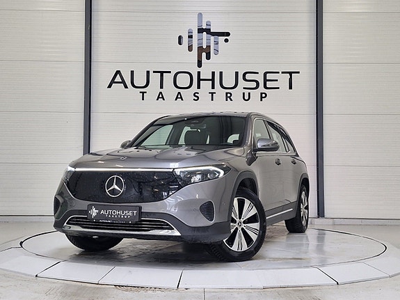 Mercedes EQB250+