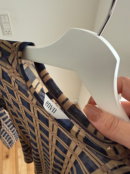 Product image 11 of 11