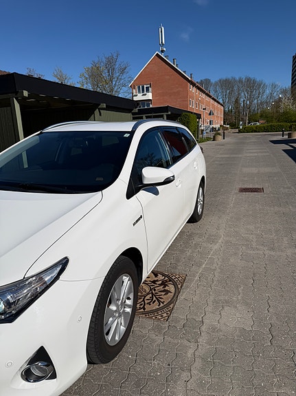 Toyota Auris til salg hos Nabilli
