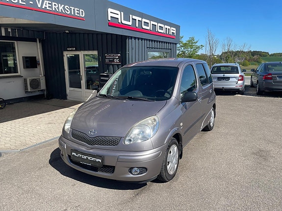 Toyota Yaris Verso