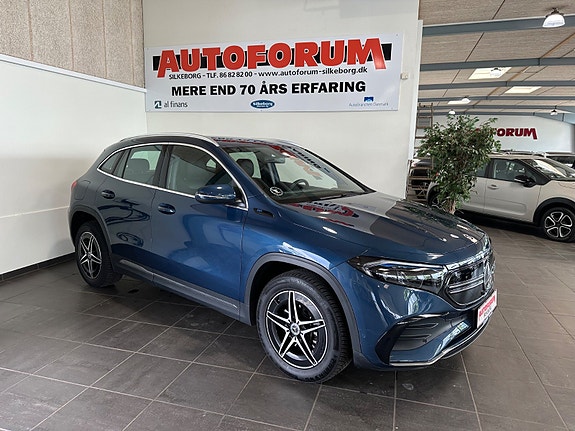 Mercedes EQA250