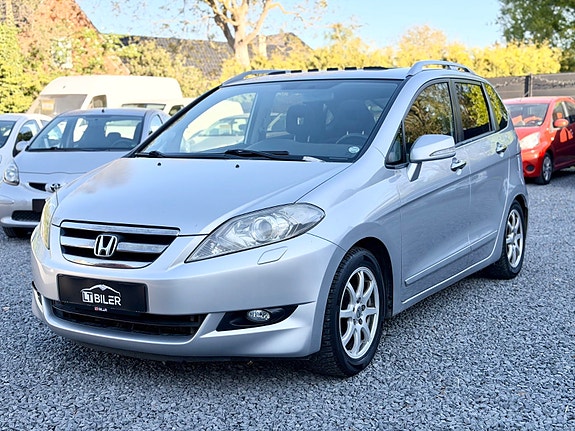 Honda FR-V