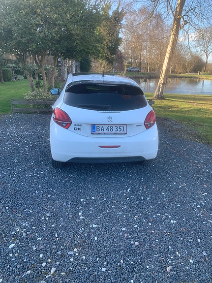 Peugeot 208 til salg hos Nabilli