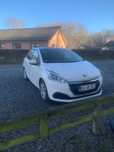 Peugeot 208 til salg hos Nabilli