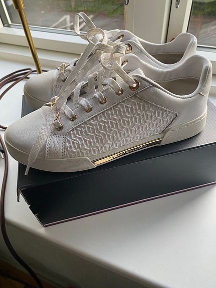 Product image 20 of 20
