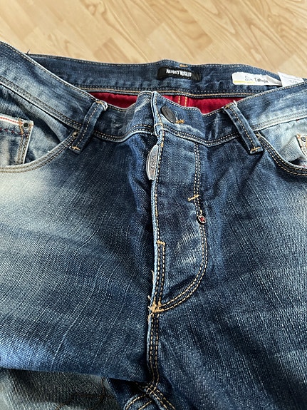 Product image 11 of 12