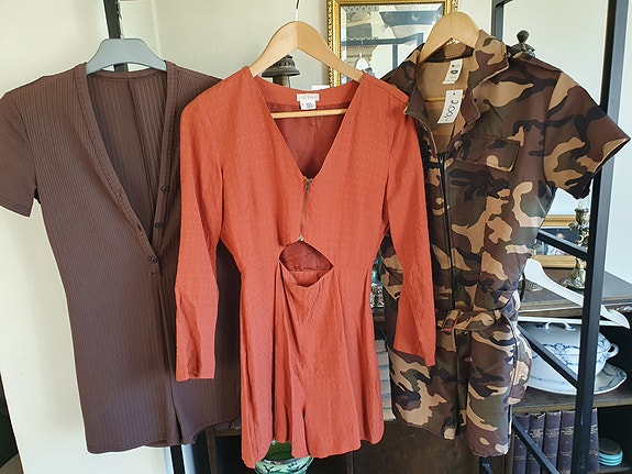 Product image 2 of 11