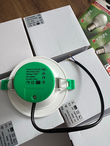 Product image 4 of 9