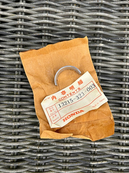 Product image 16 of 32