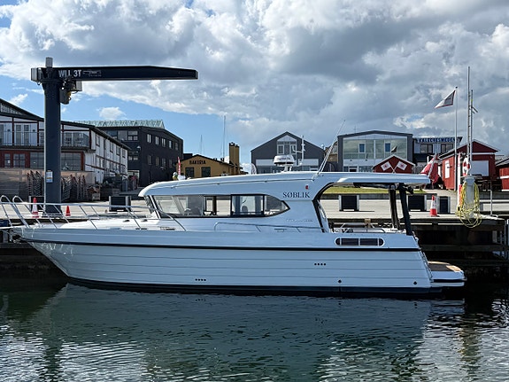 Motorbåd Viknes 1080, næsten ny 2025 model