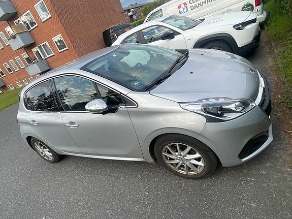 Peugeot 208 til salg hos Nabilli
