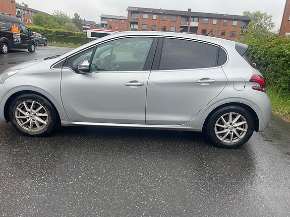Peugeot 208 til salg hos Nabilli