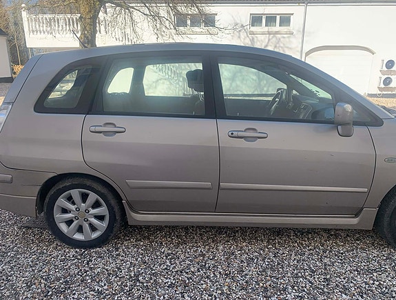 Suzuki Liana til salg hos Nabilli