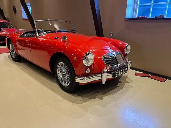 MG A