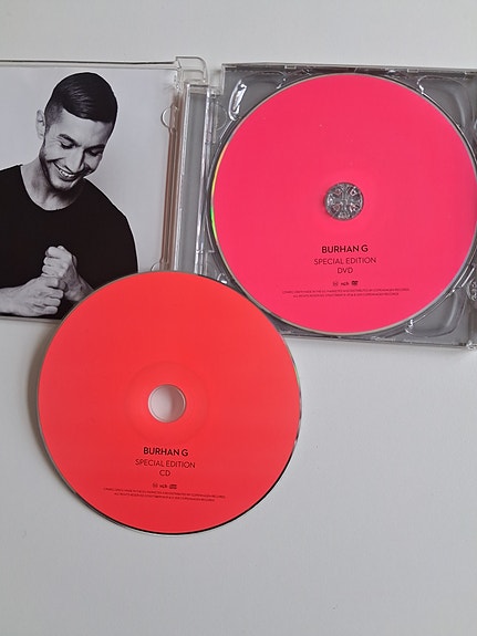 Product image 2 of 3