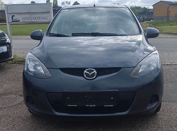 Mazda 2