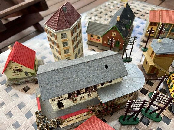 Product image 43 of 52