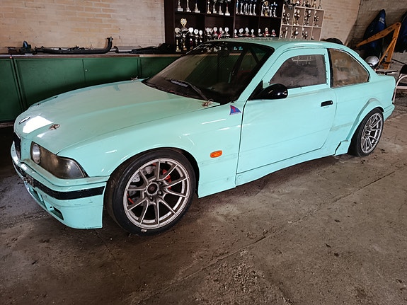 BMW 318iS til salg hos Nabilli