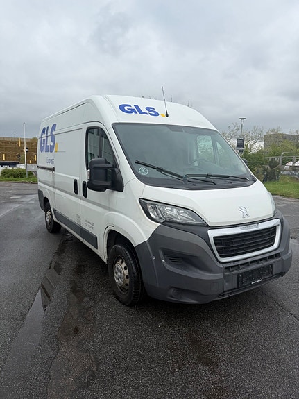 Peugeot Boxer 330