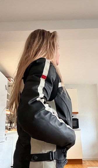 Product image 12 of 16