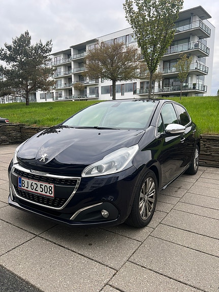 Peugeot 208 til salg hos Nabilli