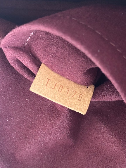 Product image 12 of 27