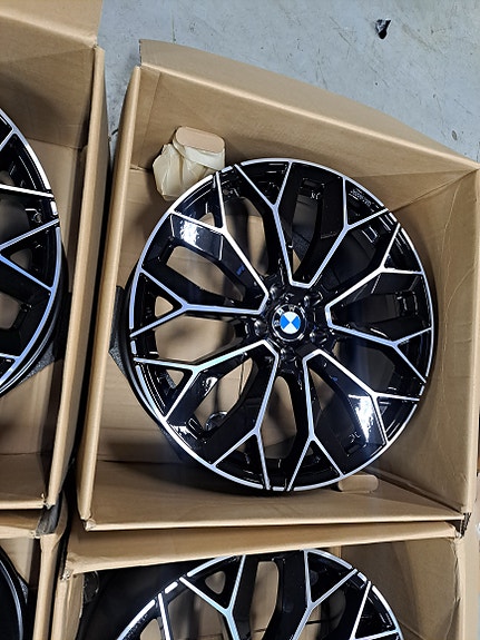 Product image 6 of 9