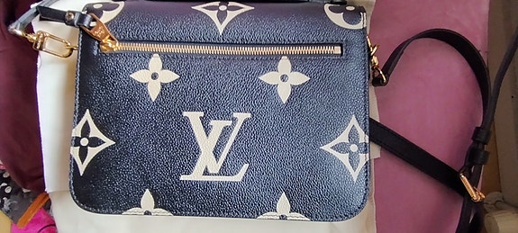 Product image 11 of 14