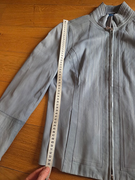 Product image 12 of 18