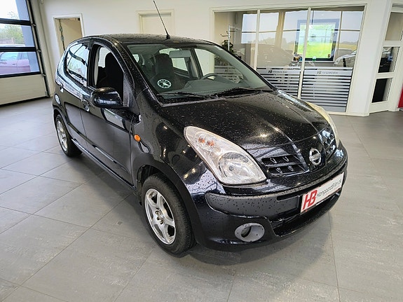 Nissan Pixo