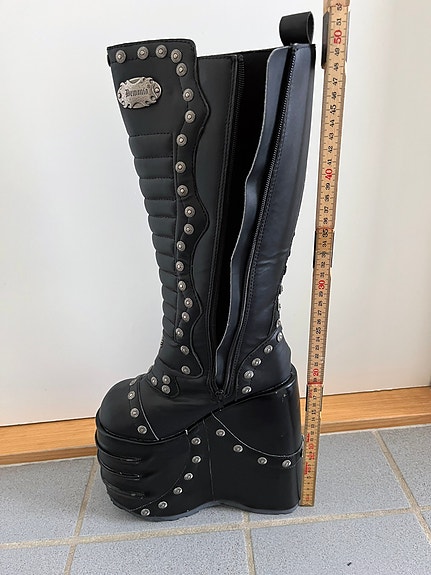 Product image 15 of 20
