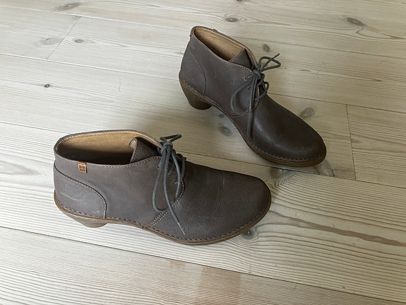 Product image 13 of 17
