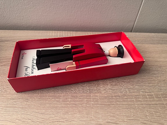 Product image 9 of 9