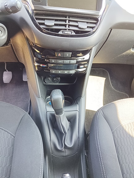 Peugeot 208 til salg hos Nabilli
