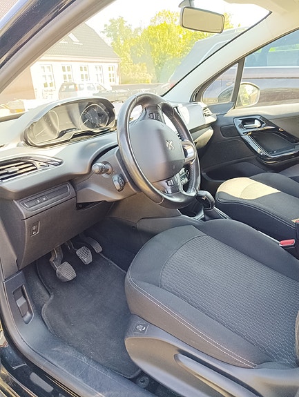 Peugeot 208 til salg hos Nabilli