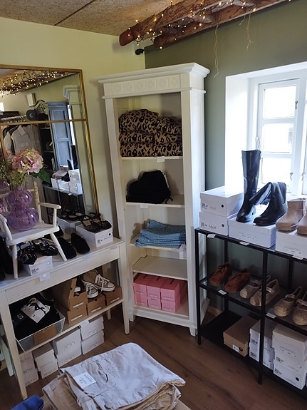Product image 19 of 28