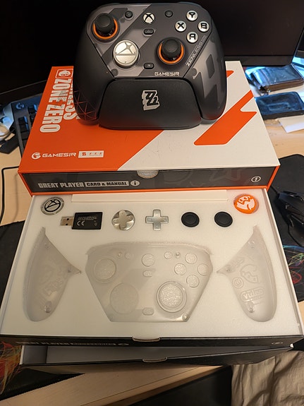 Product image 2 of 3