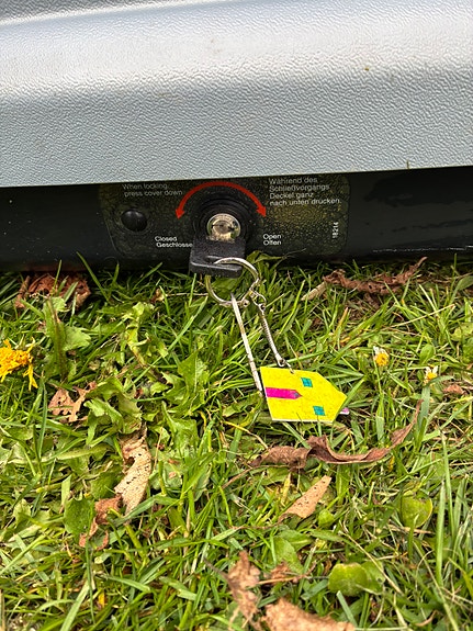 Product image 8 of 9