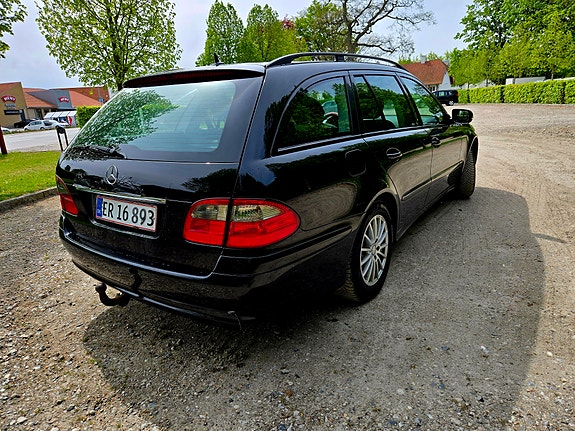 Mercedes E220 til salg hos Nabilli