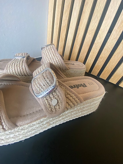 Product image 11 of 17