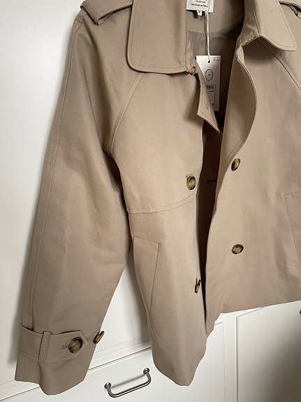 Product image 2 of 12